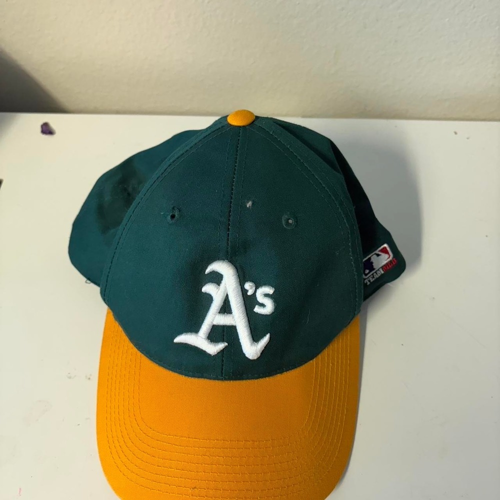Oakland Athletics green baseball cap
